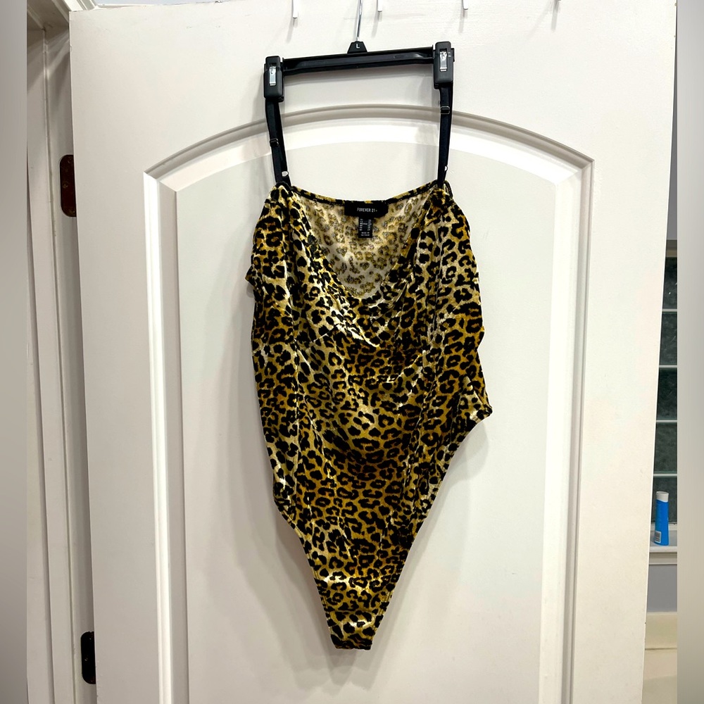 Leopard Bodysuit forever 21